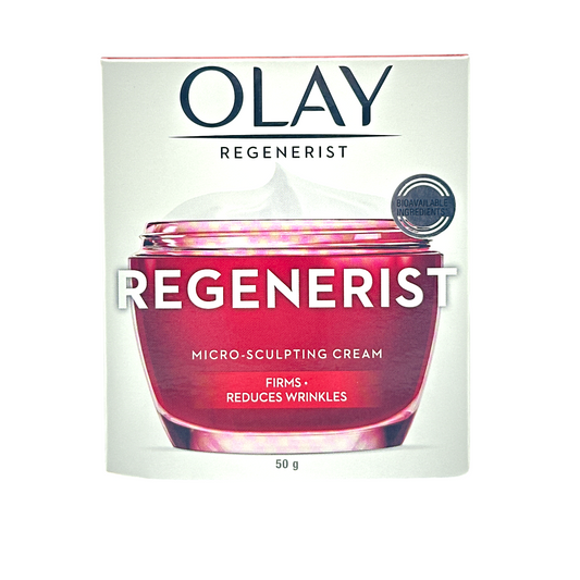 Olay Radiance Advanced Light-Perfecting Set – 50g with essence and cream, available at Zakura Global.