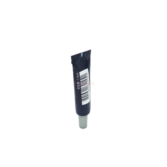 L'Oreal Revitalift Filler HA Eye Cream 2.0 – 7.5ml miniature tube for anti-aging hydration around the eyes, available at Zakura Global.
